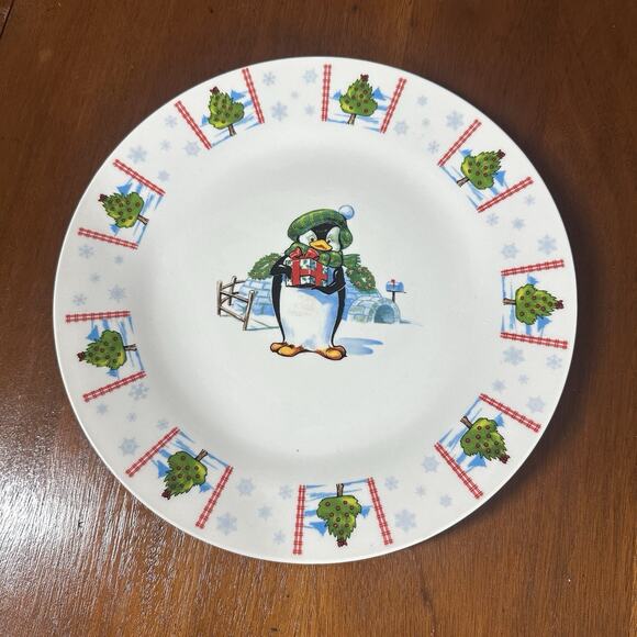 Mulberry Home Essentials 2007 Penguin Holiday Christmas Dinner Plate 10.75" - Picture 1 of 6